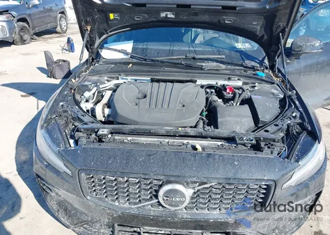 2024 Volvo S60 B5 Core Dark Theme from USA, damaged, VIN 7JRL12TK6RG323915